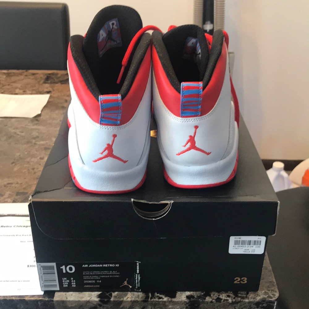 Air Jordan retro 10 Chicago flag men’s sz 10